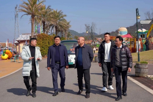 守“安全關(guān)”過“安全年”丨區(qū)領(lǐng)導走訪廣旅歡樂世界并督導檢查春節(jié)工作